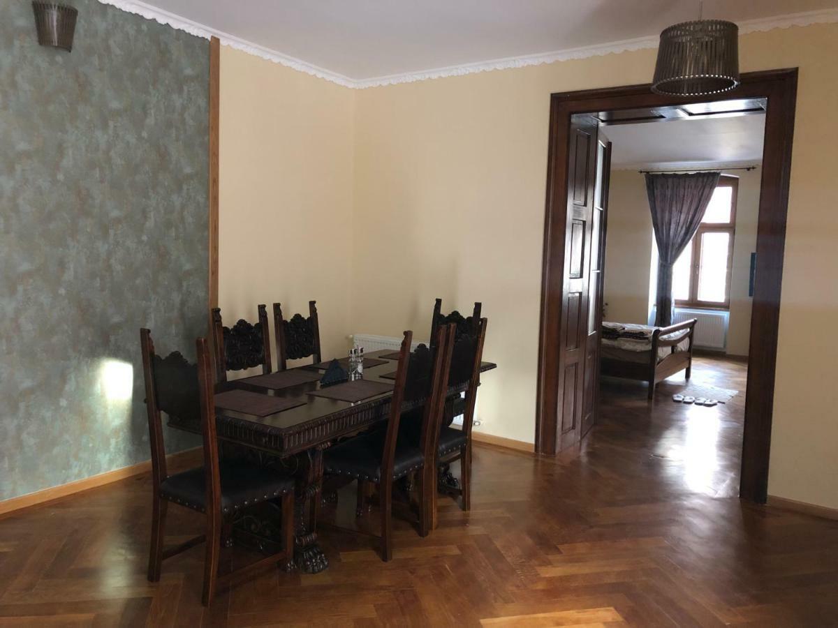 Old Historical Centre Apartment Brasov Bagian luar foto