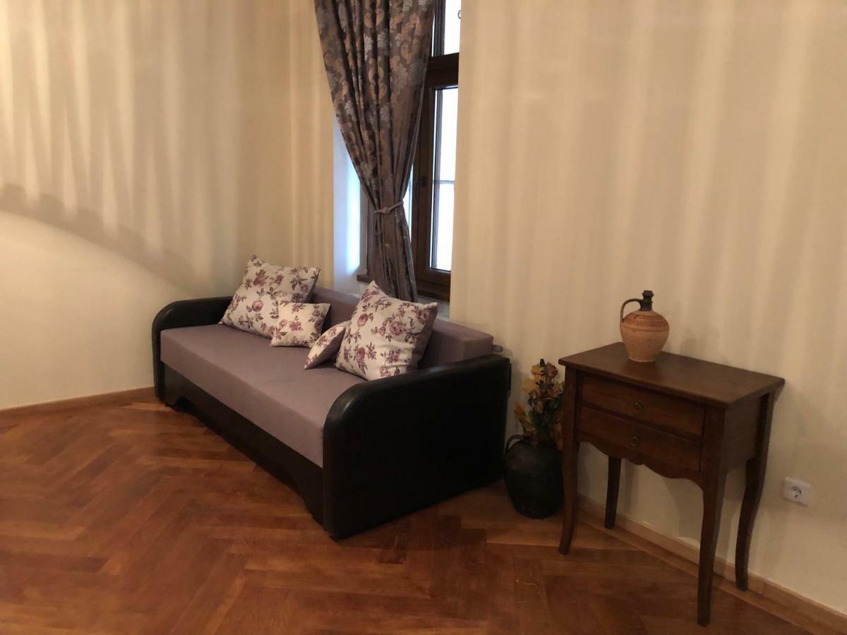 Old Historical Centre Apartment Brasov Bagian luar foto
